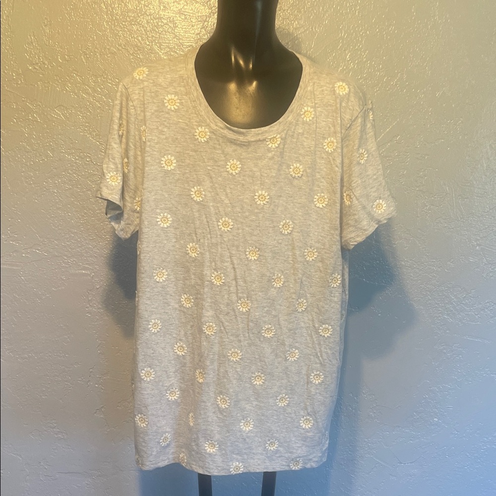 Lucky Brand Gray Tee with White Floral Pattern